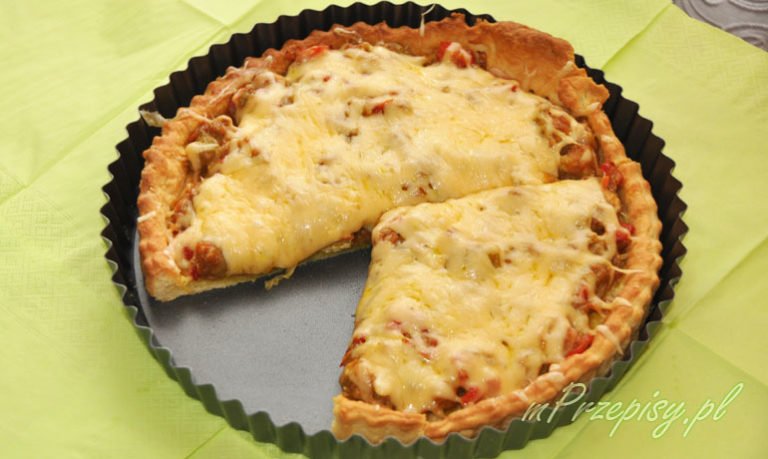 Tarta z kurczakiem i cukinią
