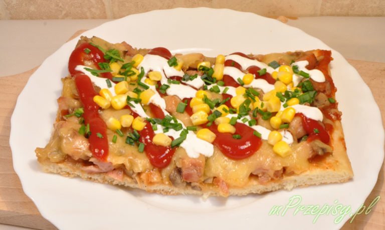 Pizza z pieczarkami