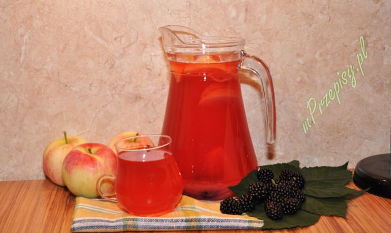 Kompot z jabłek i jeżyn