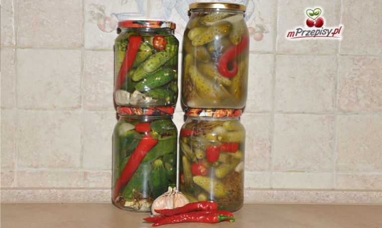 Ogórki kiszone z chili