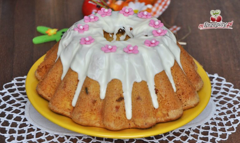 babka biszkoptowa z bakaliami
